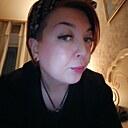 София, 42 года
