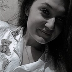 Фотография девушки Алина, 22 года из г. Старый Оскол