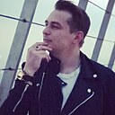 Максим, 33 года
