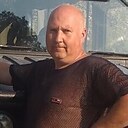 Вячеслав Гнутов, 43 года