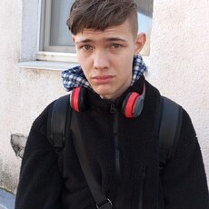 Фотография мужчины Денис Чурсинов, 18 лет из г. Краснодон