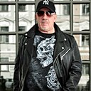 Валерий, 61 год