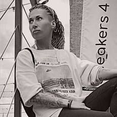 Фотография девушки Nuage, 36 лет из г. Санкт-Петербург