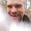 Выдр, 42 года