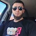 Али, 33 года