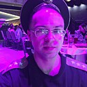 Илья, 32 года