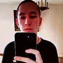 Михаил, 22 года