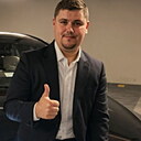 Макс, 33 года