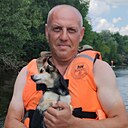 Саша, 44 года