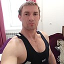 Максим, 33 года