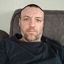 Макс, 33 года