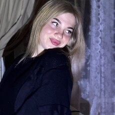 Фотография девушки Марианна, 19 лет из г. Лабинск