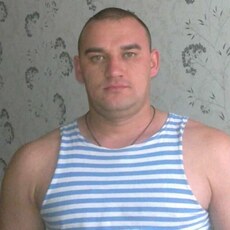 Олег, 40 из г. Санкт-Петербург.