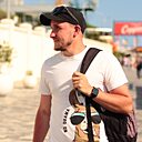Макс, 32 года