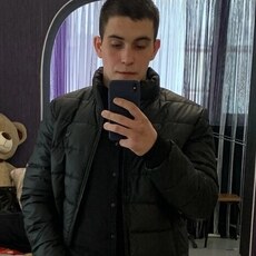 Фотография мужчины Макс, 22 года из г. Екатеринбург