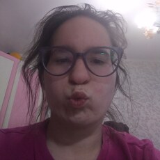 Фотография девушки Вика, 19 лет из г. Петриков