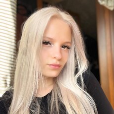 Фотография девушки Даша, 18 лет из г. Санкт-Петербург