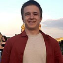 Роман, 20 лет