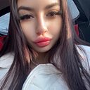 Милана, 22 года