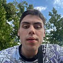 Илья, 23 года