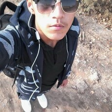 Фотография мужчины Улыкбек, 24 года из г. Алматы