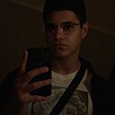 Максим, 23 года