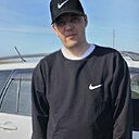 Толя, 33 года