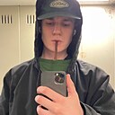 Денис, 22 года
