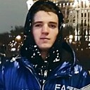 Адам, 22 года