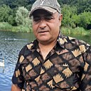 Оганнес, 53 года