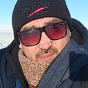 Лев, 39 лет