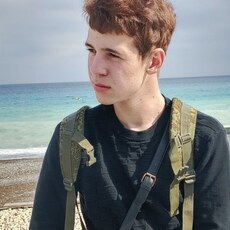 Фотография мужчины Рома, 18 лет из г. Бахчисарай