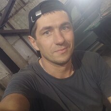 Артём, 34 из г. Антрацит.
