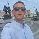 Роман, 33 года