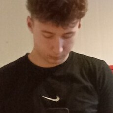 Фотография мужчины Лёша, 19 лет из г. Астрахань