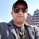 Kaxa, 44 года