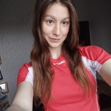Фотография девушки Оля, 23 года из г. Омск
