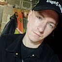 Артём, 22 года