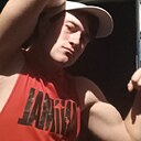 Максим, 22 года