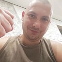 Юрий, 32 года