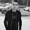 Давит, 32 года