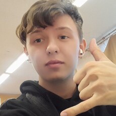 Фотография мужчины Пëтр, 19 лет из г. Сыктывкар