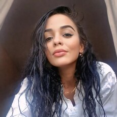 Фотография девушки Hinda, 33 года из г. Санкт-Петербург