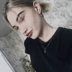 Фотография девушки Вика, 18 лет из г. Павловск (Алтайский Край)