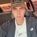 Олег, 23 года