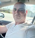 Саша, 43 года