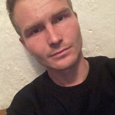 Фотография мужчины Данил, 21 год из г. Зыряновск