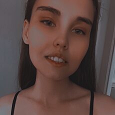 Кристина, 21 из г. Екатеринбург.