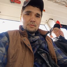 Эзиз Овезов, 28 из г. Череповец.