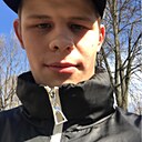 Денис, 22 года